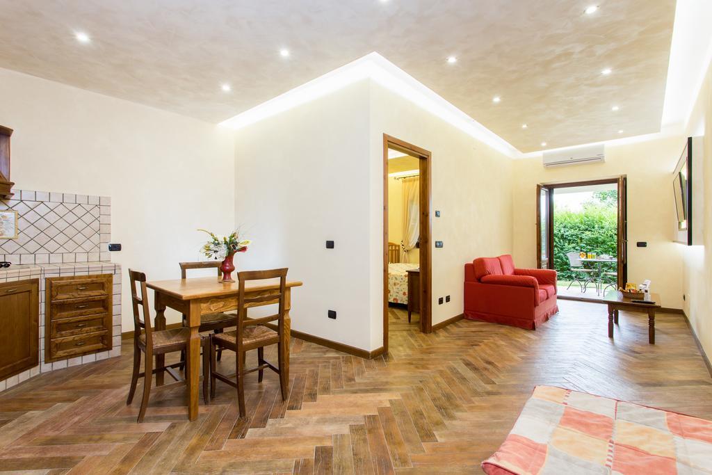 Villa Santa Caterina Montalto Uffugo Buitenkant foto