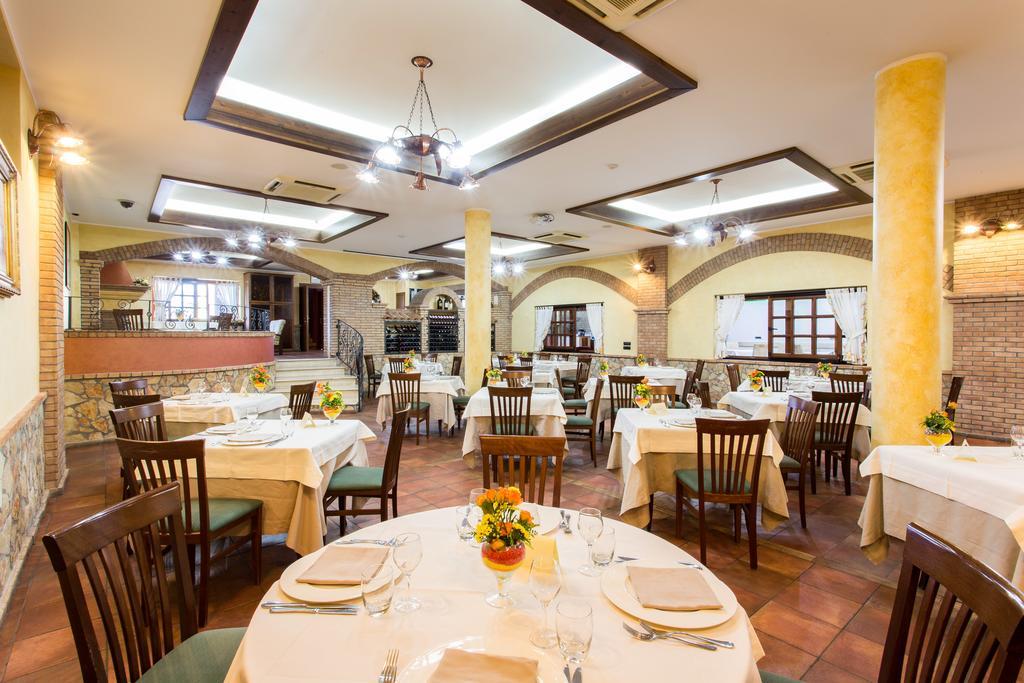 Villa Santa Caterina Montalto Uffugo Buitenkant foto
